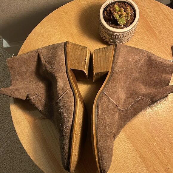 Rebels | Molly Western-Style Suede Booties, size 7.5 - Picture 10 of 14
